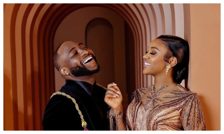 Davido Shares How Chioma Helps Manage His Finances as His Life Coordinator Davido Shares How Chioma Helps Manage His Finances as His Life Coordinator