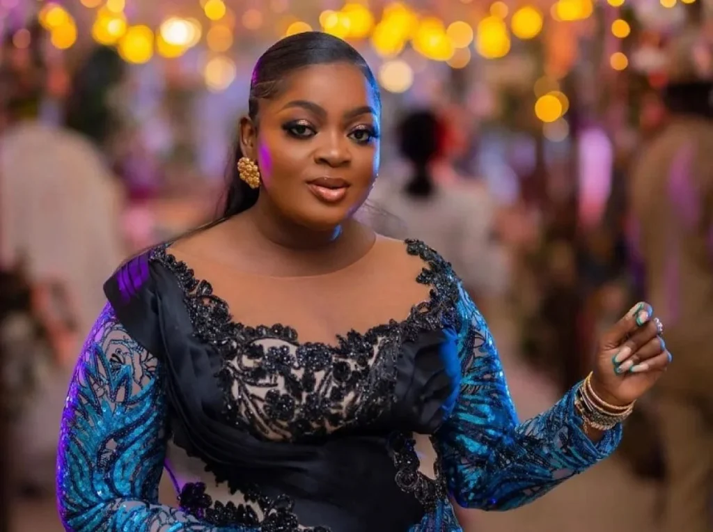 Eniola Badmus Reflects on the Meaning of Financial Struggles Eniola Badmus Reflects on the Meaning of Financial Struggles